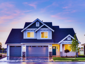 Dimming lights in suburban home in Pompano Beach, FL